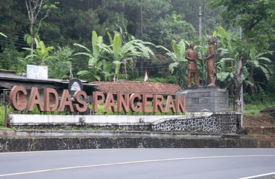 Cadas Pangeran, Tebing Batu yang Menyimpan Keberanian Pangeran Kornel