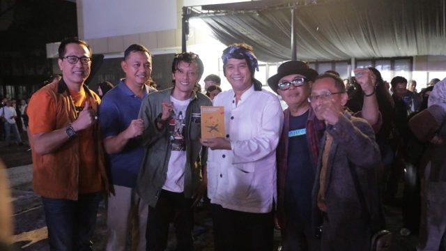Diky Chandra Saksikan Teater Jantur Karya Budi Riswandi, Sebut Pertunjukan Kelas Nasional