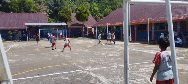Meriah! FUNTASTIC 4 Hadirkan Festival Seni dan Olahraga Antar SD di Sodonghilir