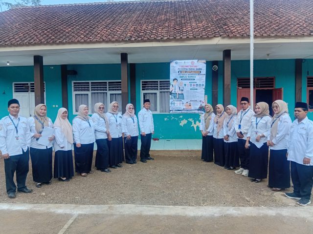 MPLS SMK Asyaakirin Bekali Siswa Baru dengan Karakter Panca Waluya dan Peluang Kerja
