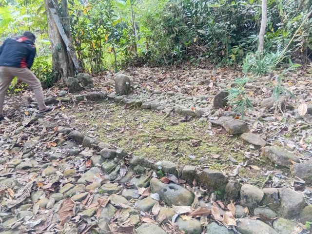 Tradisi Ziarah Tetap Lestari, Makam Angga Malang Jadi Simbol Penghormatan Leluhur