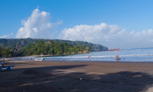 Pantai Barat Pangandaran, Magnet Wisata yang Selalu Dirindukan Wisatawan