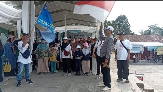 Reuni Akbar Ponpes Riyadul Mubtadiin Cineam Dimeriahkan Gerak Jalan Santai, Pererat Silaturahmi Alumni dan Masyarakat